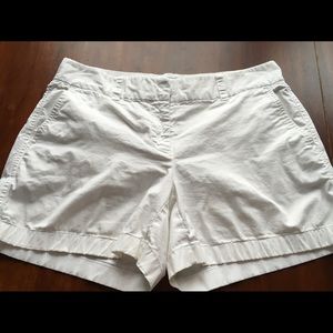 Vineyard Vines White Shorts